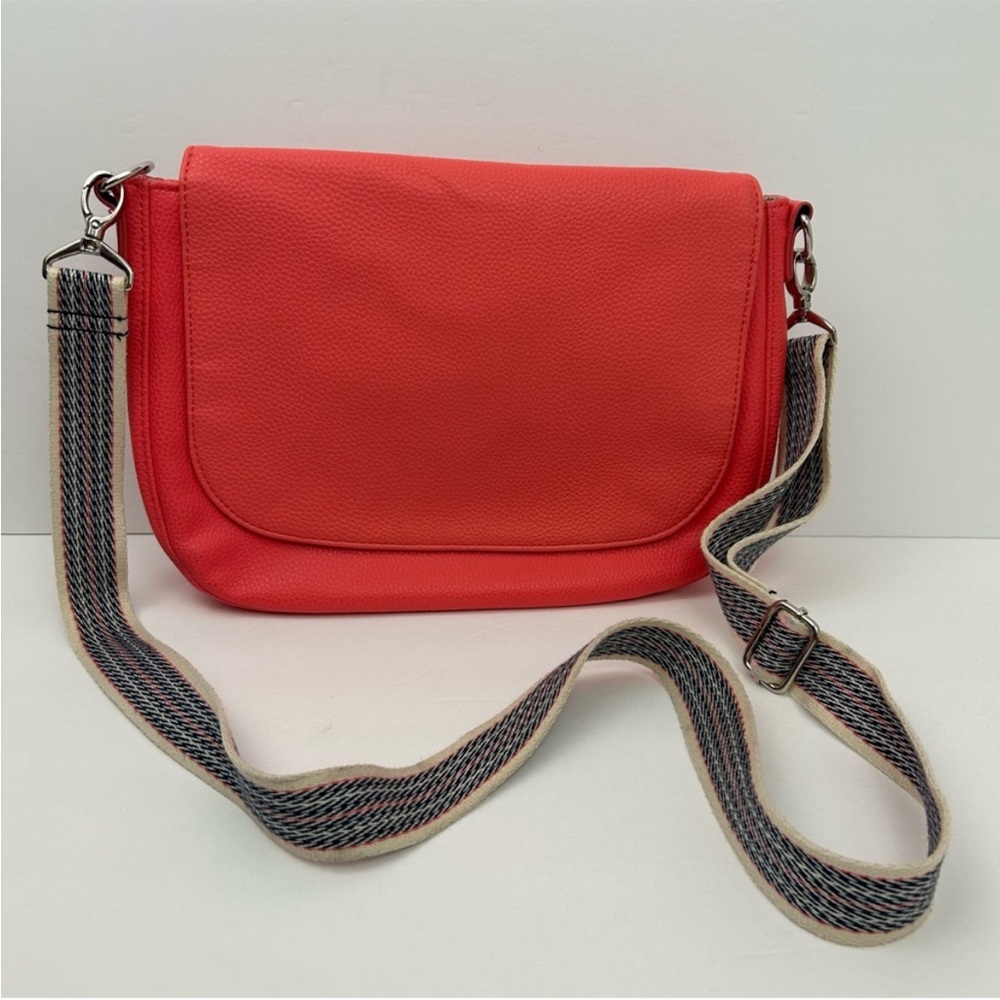 Thirty-one womens bag crossbody shoulder purse coral color